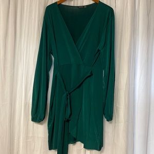 Size 20 silky green dress.